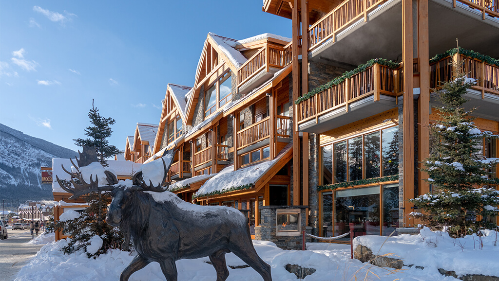 Moose Hotel & Suites