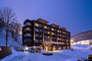 ski niseko japan luxury